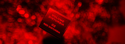 Прекрасная Givenchy Volume Disturbia в оттенке 02 Red disturbia