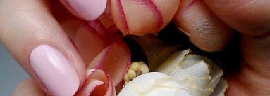 Розовое молоко от Avon