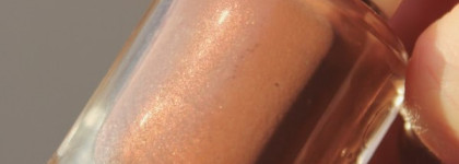 Уютная зима с Essie 84 Over the knee