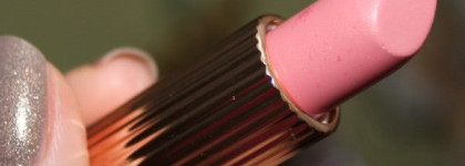 Капризная зефирка Estee Lauder Signature Hydra lustre lipstick - 01 Pink Sand