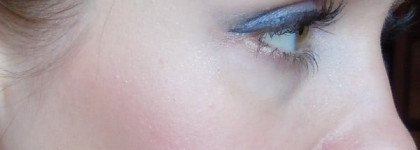 Весенняя влюбленность в ... румяна Essence Hugs&kisses