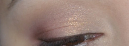 Сама нежность - тени Shiseido Beach Grass и румяна-хайлайтер Medusa