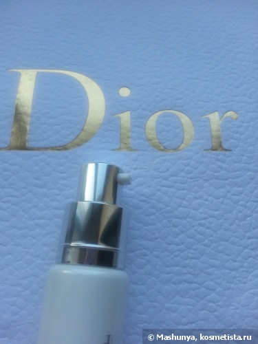 Dior основа под макияж матирующая и сужающая поры dior pore minimizer