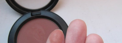 Хотите новый рельеф лица?  Тогда Вам за румянами MAC Sheertone Blush Gingerly