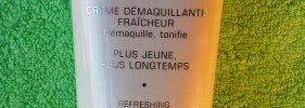 Нежное умывание с Gatineau Melatogenine Refreshing Cleansing Cream