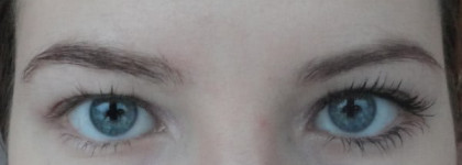 Классика. Тушь Max Factor 2000 Calorie Dramatic Volume (черная)