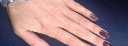 Двухцветный маникюр с Golden Rose