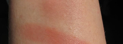 Эффект "натюрель" или румяна для новичков Clarins Multi-Blush Cream Blush Natural, Long-Lasting Effect Cheeks-Lips #04 Rosewood