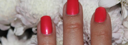 Красно-коралловый неон на моих ногтях