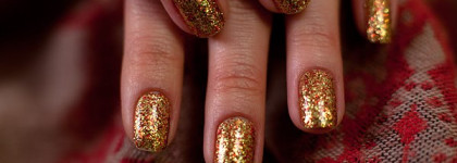 Жидкое золото для царицы от China Glaze