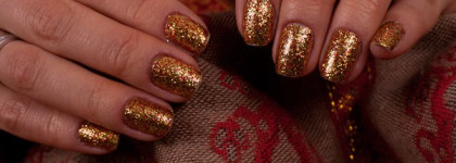 Жидкое золото для царицы от China Glaze