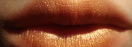 Lip tint от Lush оттенок Latte