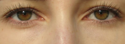 От бессонных глаз — Пара консилеров от MAC