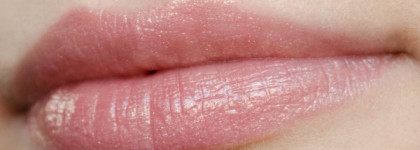 Guerlain Gloss D’Enfer Maxi Shine Intense Colour & Shine Bare Lip Sensation 463 La Petite Robe Noire