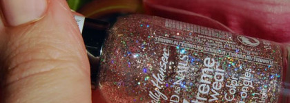 Да будет праздник каждый день! Sally Hansen Hard As Nails Xtreme Wear #200 Strobe Light