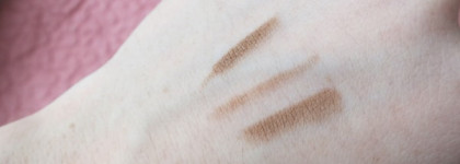 MAC Veluxe Brow Liner Strawberry Blonde