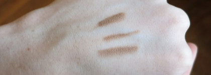 MAC Veluxe Brow Liner Strawberry Blonde