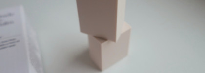 Селена, почему так плохо? Редкая гадость Rare Beauty With Gratitude Dewy Lip Balm в оттенке Honor