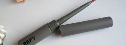 Заморская диковинка Refy Lip Sculpt в оттенке Taupe