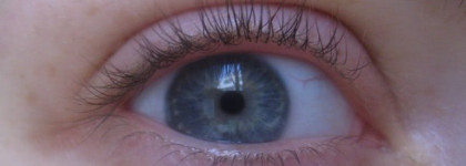 Revlon Grow Luscious Plumping Mascara (Blackest Black)