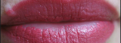 Три средства для губ от Revlon