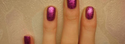 Вызывающий бурю различных эмоций Orly 40093 Bubbly Bombshell