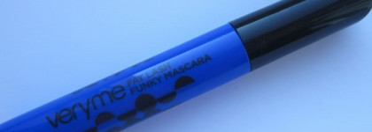 Ресницы "василькового" цвета с тушью Oriflame VeryMe blue