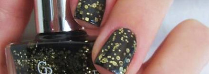 Яркий маникюр с глиттерами Golden Rose