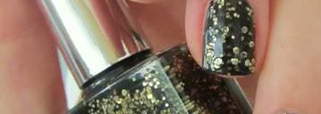 Яркий маникюр с глиттерами Golden Rose