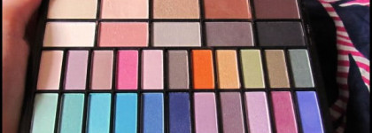 Моя новая игрушка - Eyeshadow palette by H&M на 32 цвета