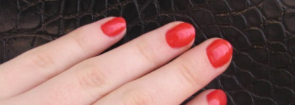 "Прекрасный красный" Orly One Night Stand и жидкость для снятия лака Летуаль