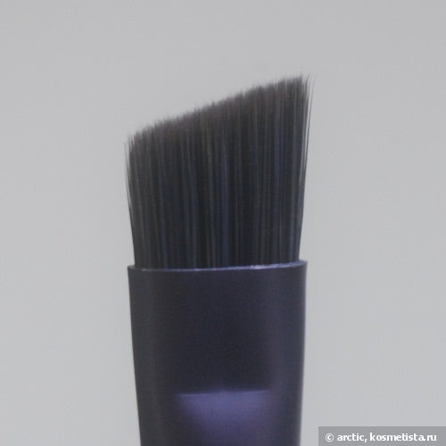 Кисть для макияжа real techniques by samantha chapman setting brush