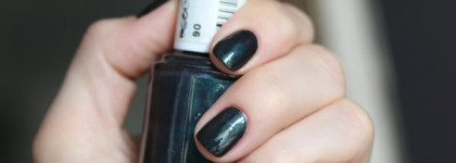 Essie #90 Dive bar