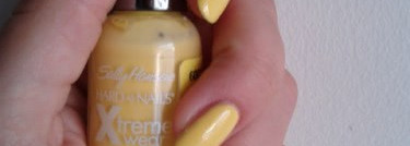 Мой первый жёлтый с Sally Hansen Hard as Nails Xtreme Wear - Mellow Yellow