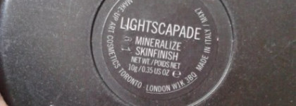Мой любимый хайлайтер от MAC -  Mineralize Skinfinish - Lightscapade