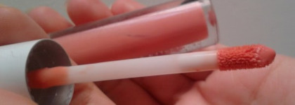 Блеск для губ от MAC Cremesheen Glass - On The Scene