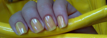 Спорный желтый