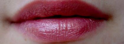 Мои помады от Avon в оттенках Chic, Iced coffee, Frozen rose