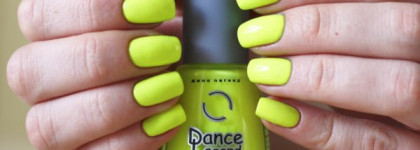 Неоновое лето с Dance Legend Banana Party 822