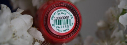 OPI Красное печенье счастья-Red My Fortune Cookie