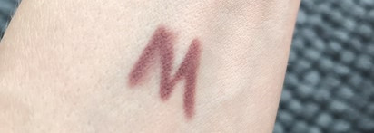 Если вы в поисках нюд карандаша для губ, то вам сюда. Pupa True Lips Lip Liner #004