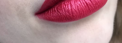 Красный-прекрасный белорус Relouis Metallic Velvet Matte Lipstick 07 и просто шикарный хайлайтер Relouis Pro highlighter 02 Champagne
