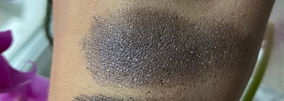 Dose of colors. Праймер+рассыпчатый пигмент Eyedeal duo в оттенке Stellar и кремовая помада Classic lipstick в оттенке Ditto