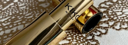 Помада-праздник Kiko Milano Lipstick Magic holiday 01