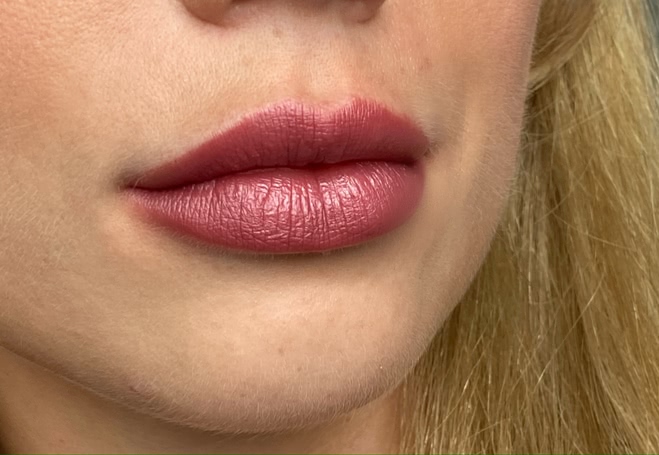 Помады Wild lips by Stellary в оттенках 106, 110, 120, 117, 101