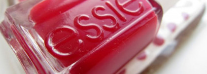 Классика красного-Essie Forever Yummy №57