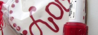 Классика красного-Essie Forever Yummy №57