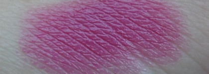 Essence Longlasting Lipstick #09 Wear Berries