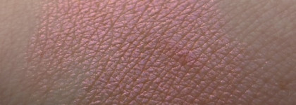 Urban Decay Eyeshadow оттенок Fireball