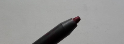 The face shop gelset smudgeproof auto liner оттенок 03 Red